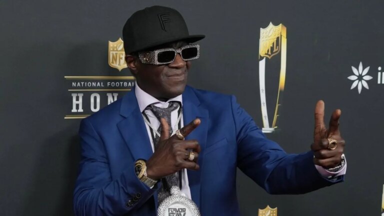 Flavor Flav issues an official invitation to the USA Women’s Hockey Team
