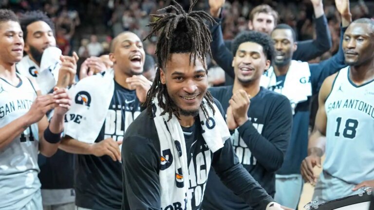 Harrison Barnes breaks up Stephon Castle, De’Aaron Fox All-Star offense