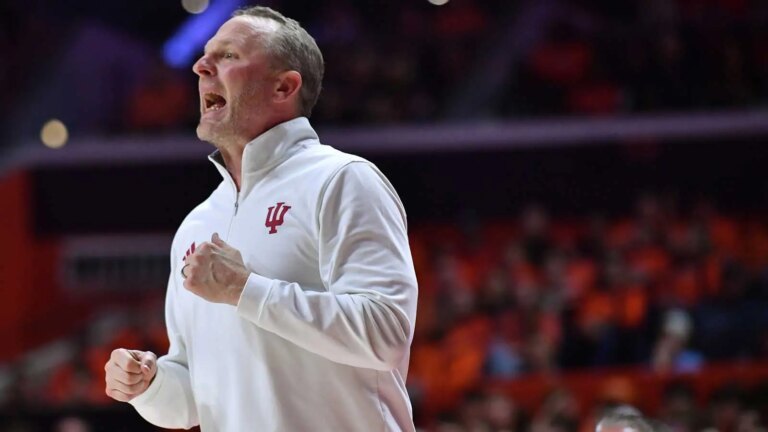 Darian DeVries reveals one thing that was ‘too much’ for Indiana in Illinois loss
