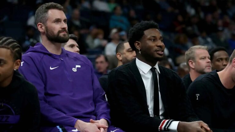 Memphis honors Jaren Jackson Jr. before Jazz clash