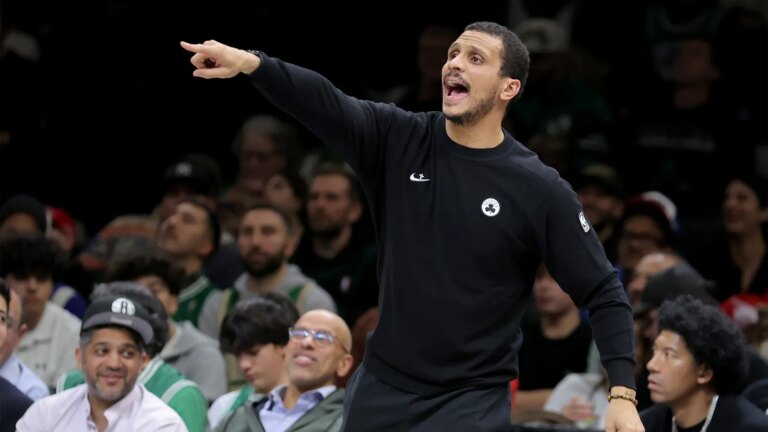 Why the Celtics’ strong win against the Rockets boosts Joe Mazzula’s Coach of the Year bid