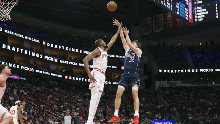 Jason Kidd challenges Cooper Flagg