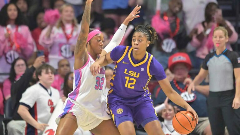 LSU HC Kim Mulkey’s 2-word reason for shocking Mikailah Williams benching vs. Ole Miss