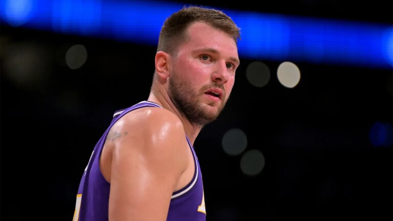 Luka Doncic passes Kobe Bryant with an assist against the Clippers