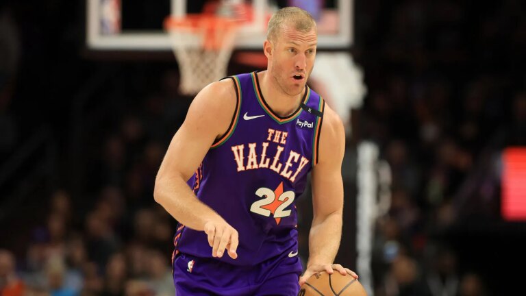 San Antonio signs Mason Plumlee on a 10-day contract