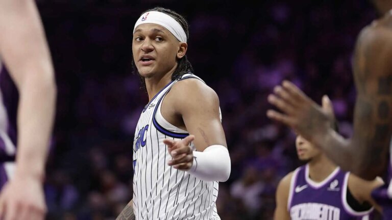 Orlando makes 27 3-pointers to set a franchise record against the Kings