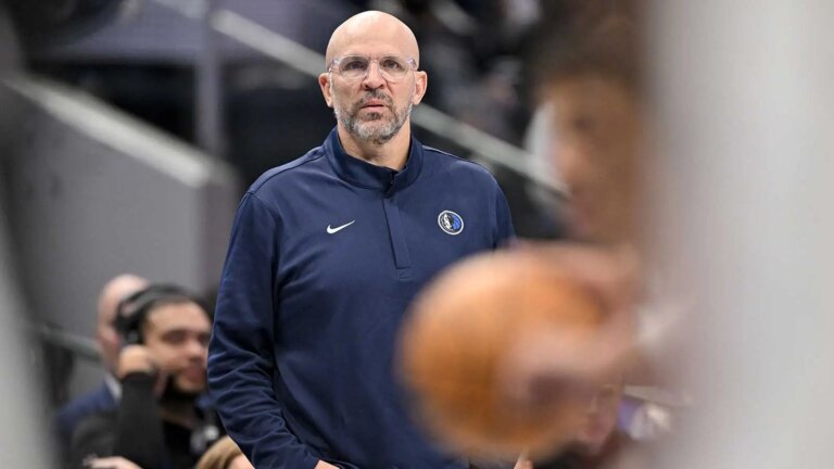 Mavericks Jason Kidd gives a hilarious response to coaching Khris Middleton again