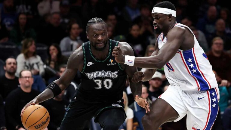 Chris Finch gives a “pretty serious” Julius Randle update