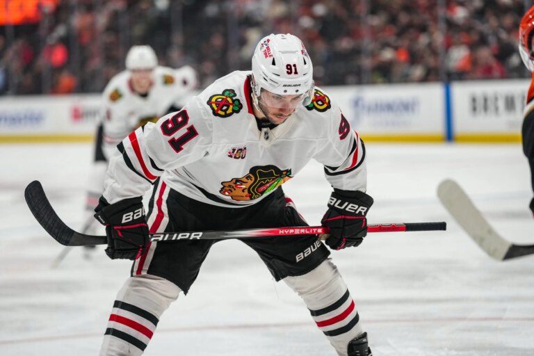 1 Blackhawks player must be traded before the 2026 NHL Trade Deadline