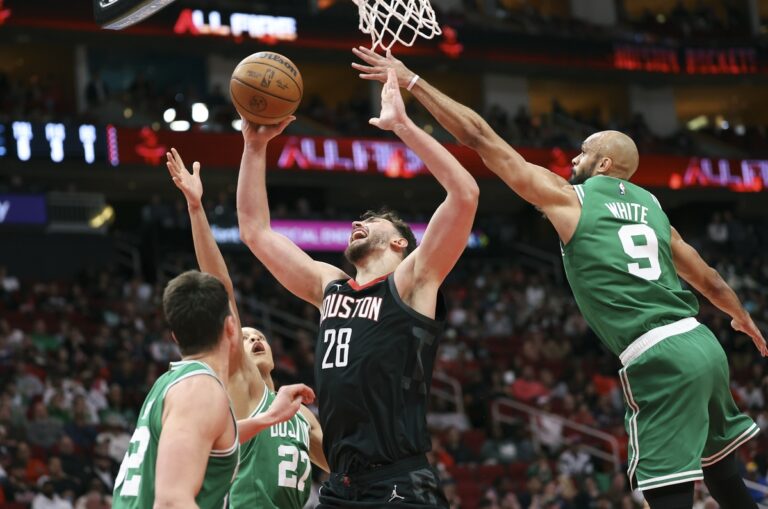 The name Udoka and Alperen Sengun on the edge