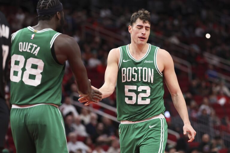 The pairing of Luca Garza – Neemias Cueta is unsustainable in Houston