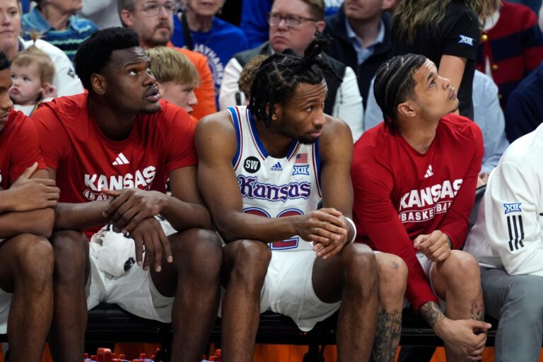 Darrin Peterson worries Kansas … and also makes NBA scouts suspicious