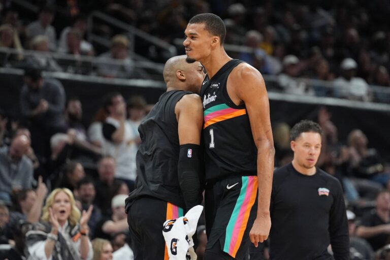 Spurs complete a perfect February