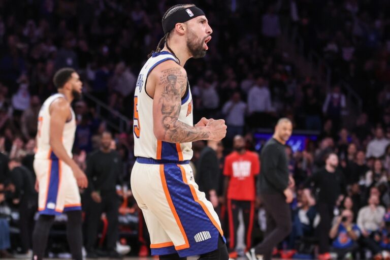 Jose Alvarado woke up Madison Square Garden