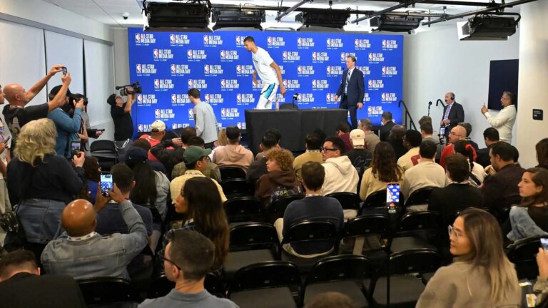 A picture of Tacko Fall making Victor Vembanyama look a bit is going viral