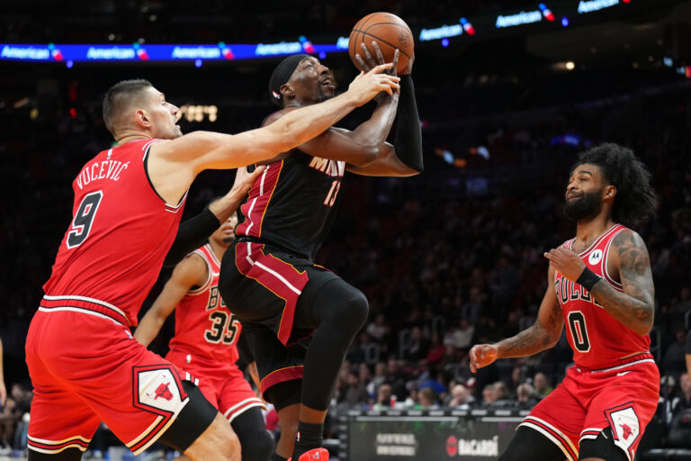 The heat is dealing a very big blow to the Bulls