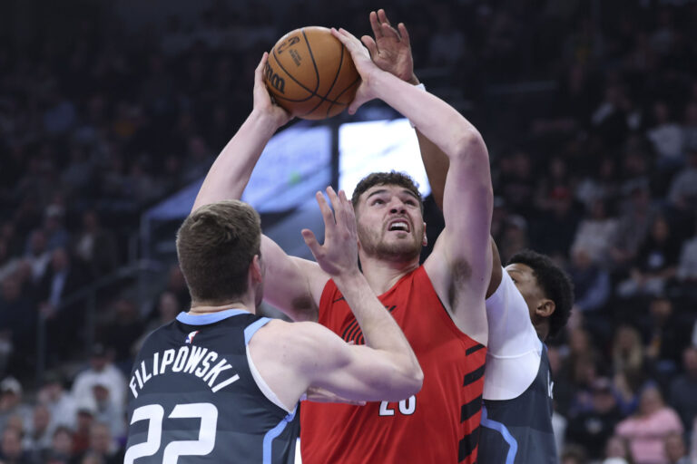 MVP of the night | Donovan Clingan in the imposition