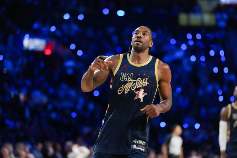 Kawhi Leonard set the Intuit Dome on fire