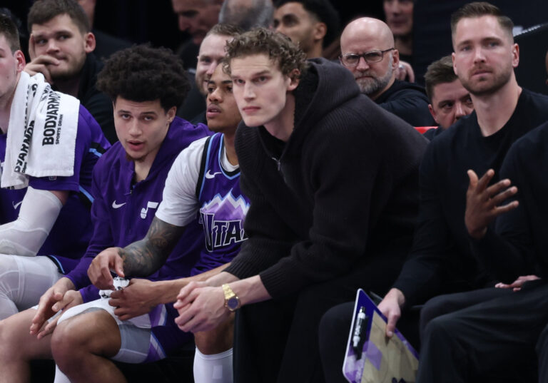 The NBA sanctions the Jazz and the Pacers very harshly