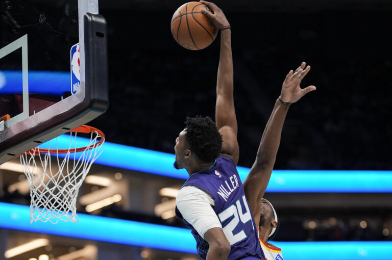 The Hornets overtake the Hawks in the standings