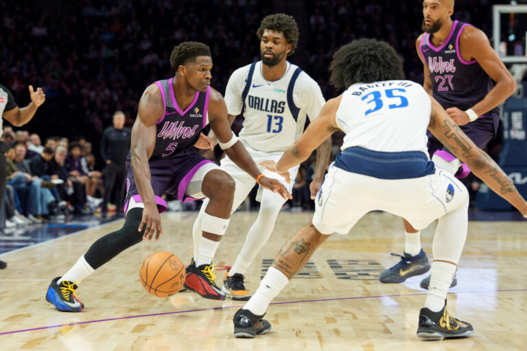 Anthony Edwards and Rudy Gobert relentlessly with the Mavericks