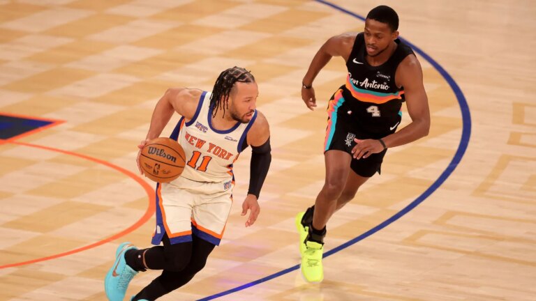 New York snaps Spurs’ 11-game winning streak with MSG victory