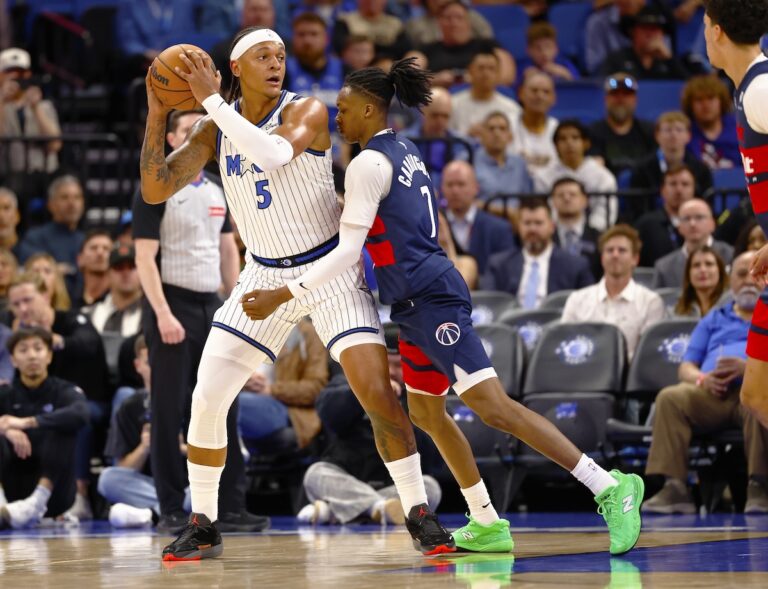 Serving Paolo Banchero near the circle, a priority for the Magic